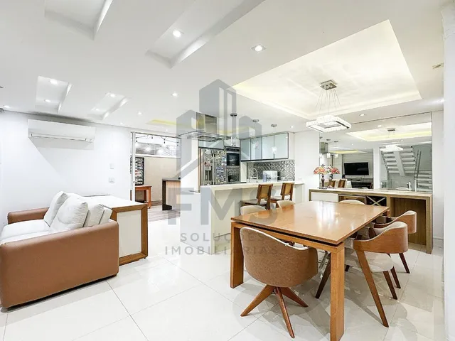Casa 4 quartos e 4 banheiros, à venda, no bairro Ecoville em Curitiba