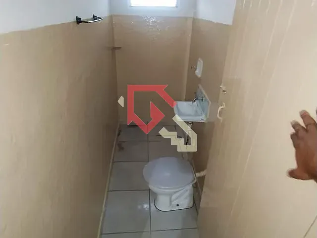Casa 1 quarto e 1 banheiro, para alugar, no bairro Jardim Zaira em Mauá