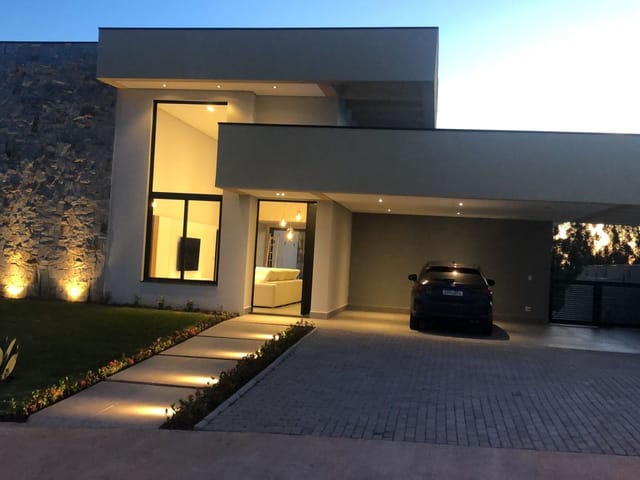 Casa com 1000m² 3 quartos e 2 banheiros, à venda, no bairro Residencial Fazenda Alta Vista em Salto de Pirapora