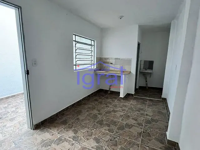 Casa 1 quarto e 1 banheiro, para alugar, no bairro Jardim Lourdes (Zona Sul) em São Paulo
