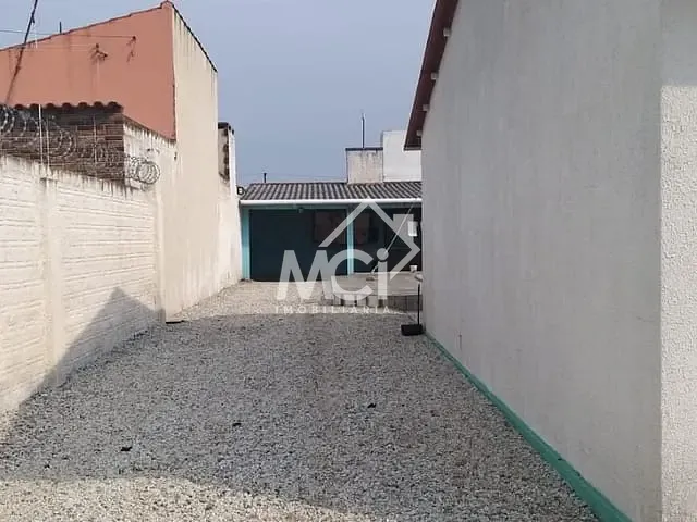 Casa 3 quartos e 2 banheiros, à venda, no bairro Laranjal em Pelotas