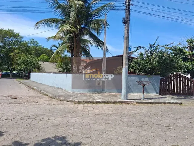 Casa com 353m² 3 quartos e 2 banheiros, à venda, no bairro Jardim das Flecheiras em Caraguatatuba