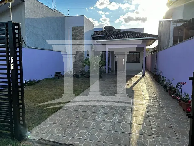 Casa com 320m² 2 quartos e 2 banheiros, à venda, no bairro Jardim das Itaubás em Sinop
