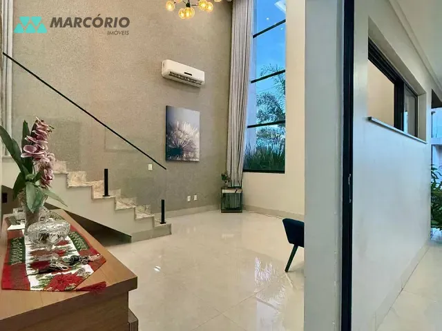 Casa com 219m² 3 quartos e 4 banheiros, à venda, no bairro Residencial Villagio Toscana em Goiânia