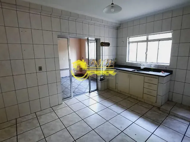 Casa com 180m² 3 quartos e 2 banheiros, à venda, no bairro Vila Aeroporto em Campinas