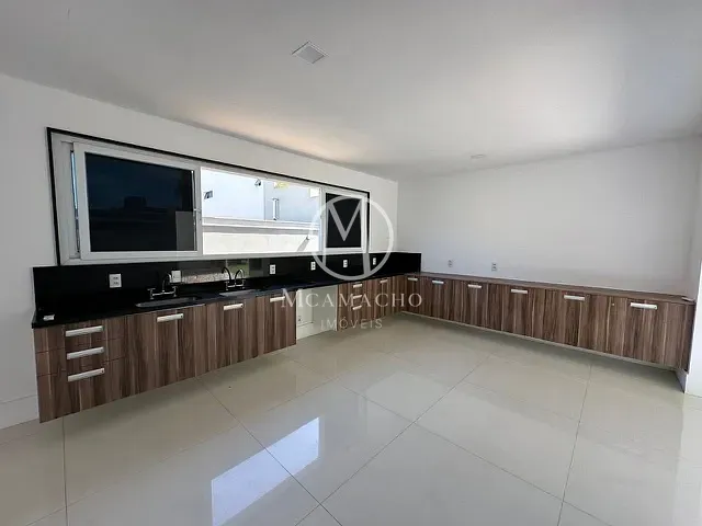 Casa 5 quartos e 6 banheiros, para alugar, no bairro Barra da Tijuca em Rio de Janeiro