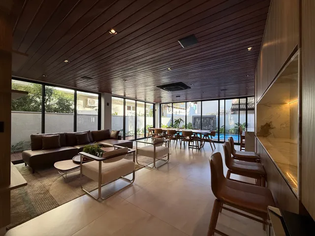 Casa com 435m² 4 quartos e 5 banheiros, à venda, no bairro Cidade Vera Cruz em Aparecida de Goiânia
