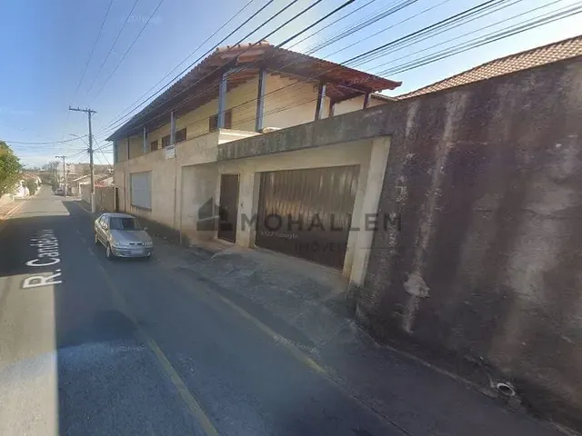 Casa com 400m² 6 quartos e 4 banheiros, à venda, no bairro Medicina em Itajubá
