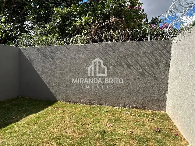 Casa 3 quartos e 2 banheiros, à venda, no bairro Setor Sul em Trindade