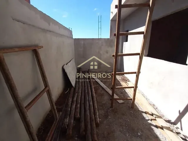 Casa com 120m² 3 quartos e 1 banheiro, à venda, no bairro Jardim Bela Itália em Cambé