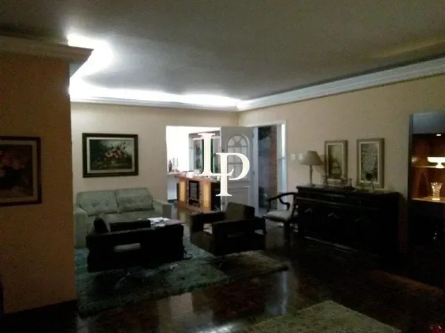 Casa com 201m² 4 quartos e 3 banheiros, à venda, no bairro Campo Belo em São Paulo