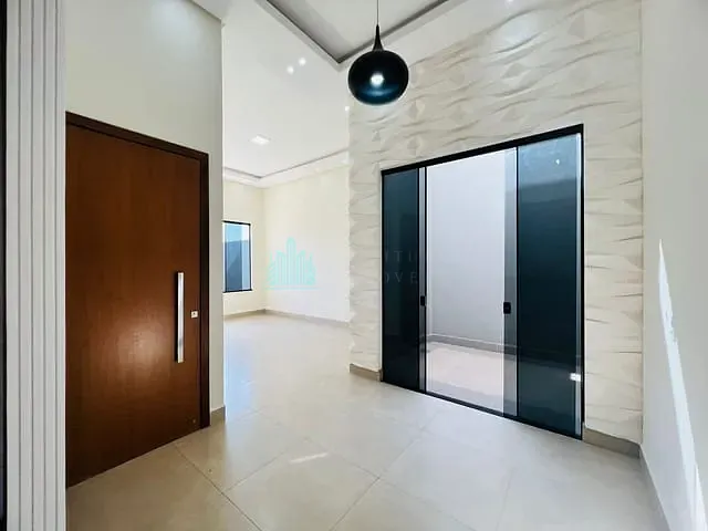 Casa com 360m² 3 quartos e 3 banheiros, à venda, no bairro Loteamento Jardins Florença em Catalão