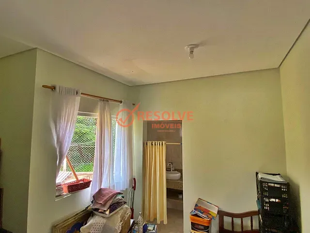 Casa com 1290m² 4 quartos e 5 banheiros, à venda, no bairro Fukushima em Guararema