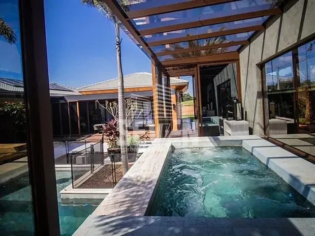Casa com 1800m², à venda, no bairro Santa Bárbara Resort Residence em Águas de Santa Bárbara
