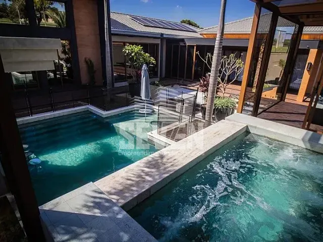 Casa com 1800m², à venda, no bairro Santa Bárbara Resort Residence em Águas de Santa Bárbara