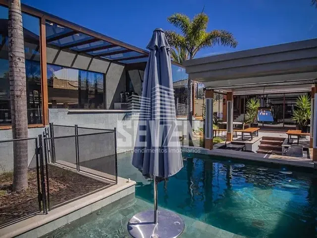 Casa com 1800m², à venda, no bairro Santa Bárbara Resort Residence em Águas de Santa Bárbara