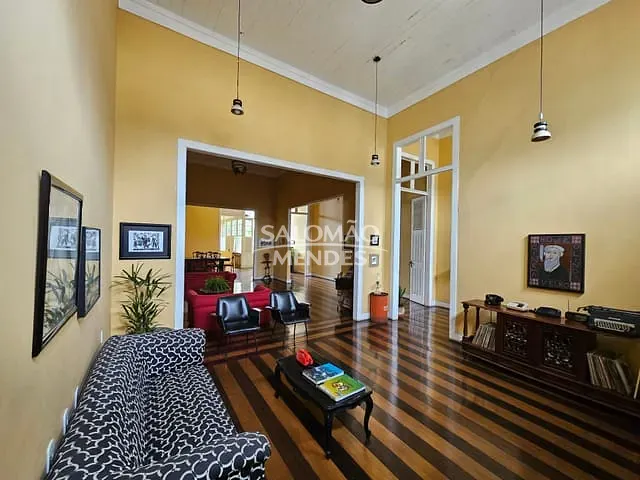 Casa 3 quartos e 4 banheiros, à venda, no bairro Cidade Velha em Belém