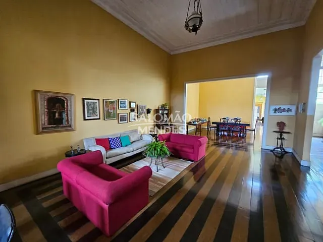 Casa 3 quartos e 4 banheiros, à venda, no bairro Cidade Velha em Belém