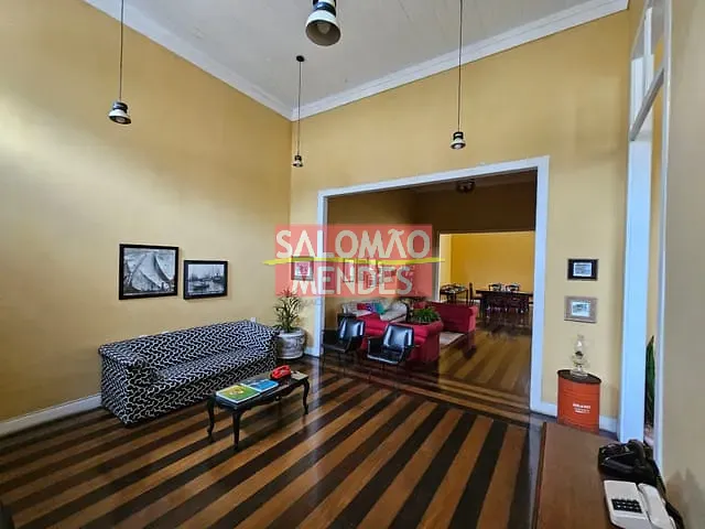 Casa 3 quartos e 4 banheiros, à venda, no bairro Cidade Velha em Belém
