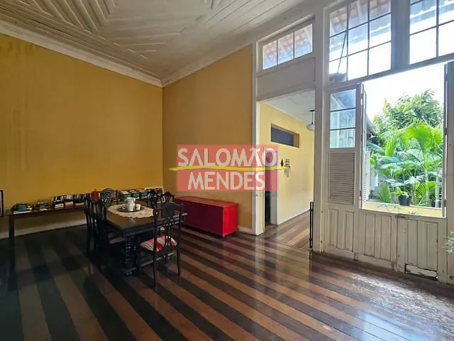 Casa 3 quartos e 4 banheiros, à venda, no bairro Cidade Velha em Belém