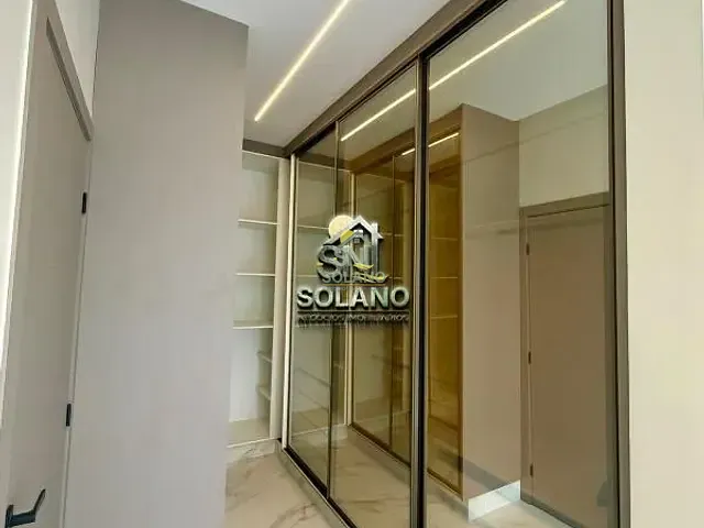 Casa com 250m² 4 quartos e 5 banheiros, à venda, no bairro Loteamento Portal do Sol I em Goiânia
