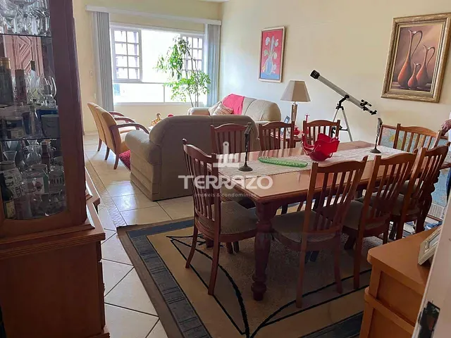 Casa com 360m² 4 quartos e 2 banheiros, à venda, no bairro Jardim Amália em Volta Redonda