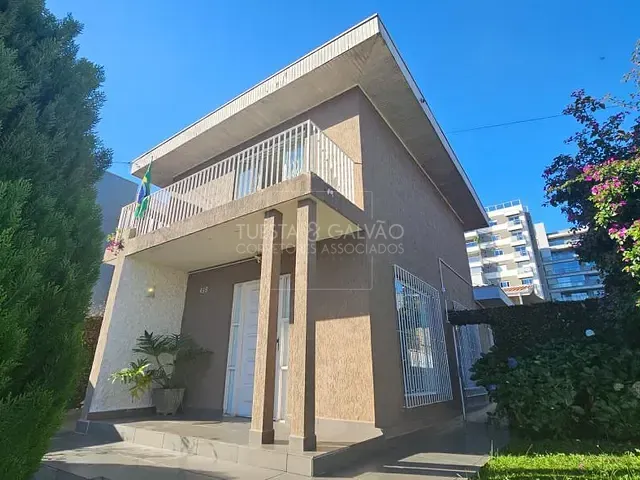 Casa com 239m² 3 quartos e 4 banheiros, à venda, no bairro Seminário em Curitiba