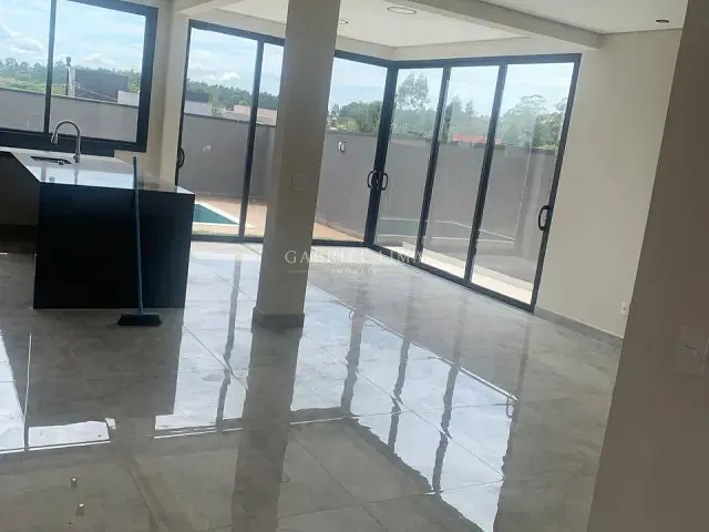 Casa com 300m² 3 quartos e 5 banheiros, à venda, no bairro São Venancio em Itupeva