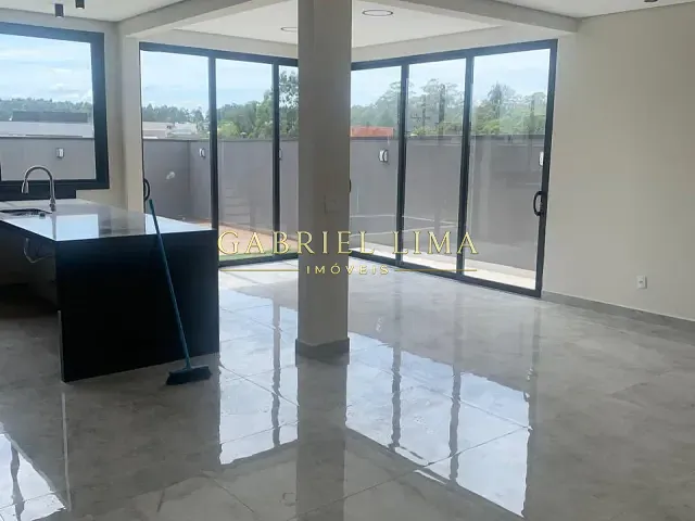 Casa com 300m² 3 quartos e 5 banheiros, à venda, no bairro São Venancio em Itupeva