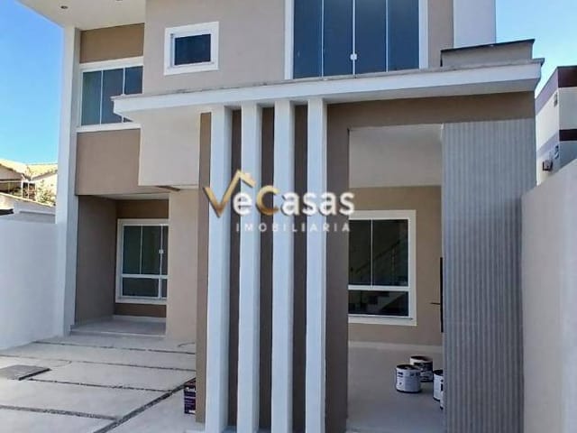 Casa com 200m² 3 quartos e 4 banheiros, à venda, no bairro Costazul em Rio das Ostras