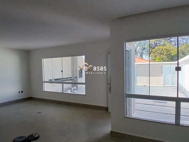 Casa com 200m² 3 quartos e 4 banheiros, à venda, no bairro Costazul em Rio das Ostras
