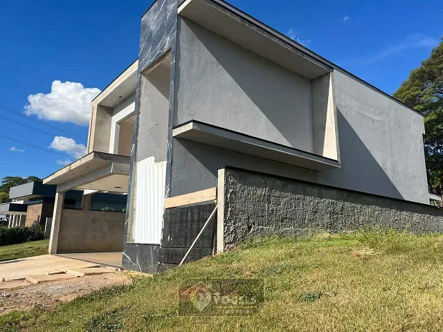 Casa 3 quartos e 4 banheiros, à venda, no bairro Reserva Santa Izabel em Jaguariúna