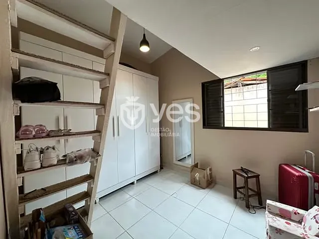 Casa com 240m² 4 quartos e 2 banheiros, à venda, no bairro Mangueira II em Araxá