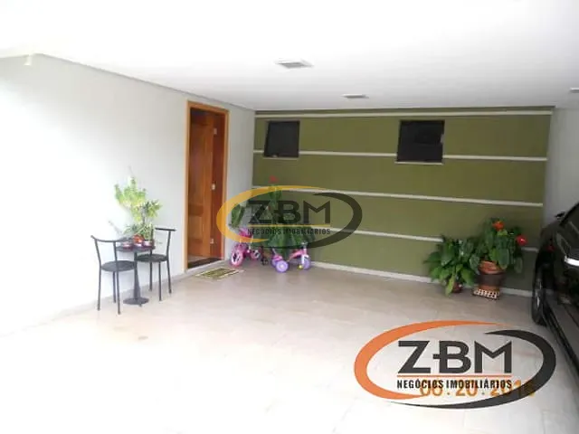 Sobrado com 262m² 4 quartos e 5 banheiros, à venda, no bairro Lima Azevedo em Londrina