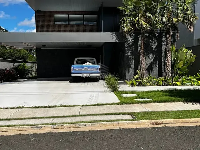 Casa 4 quartos e 4 banheiros, à venda, no bairro Novo Uruguai em Teresina