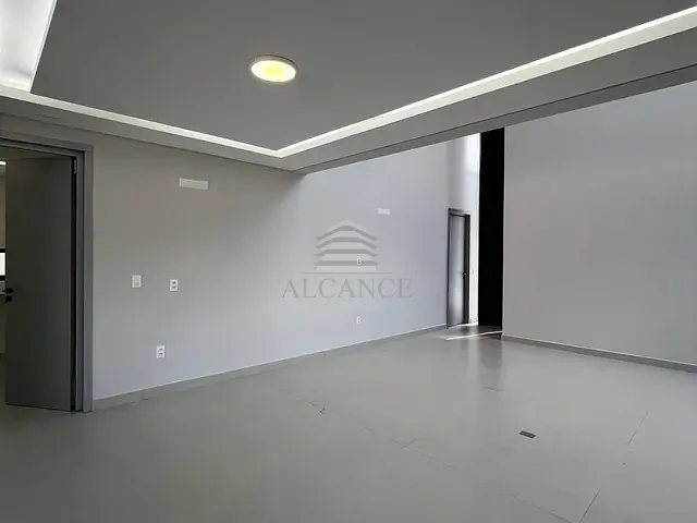 Casa 4 quartos e 4 banheiros, à venda, no bairro Novo Uruguai em Teresina