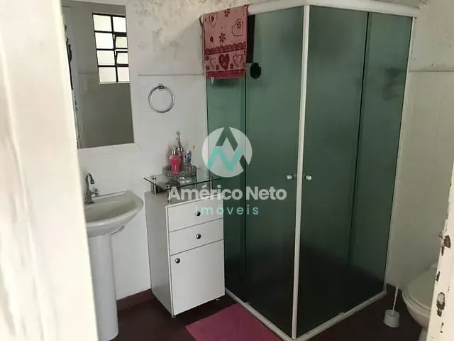 Casa com 300m² 2 quartos e 2 banheiros, à venda, no bairro Santo Antônio em São Caetano do Sul