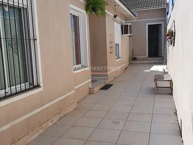 Casa com 50m² 2 quartos e 1 banheiro, à venda, no bairro Jardim do Bosque em Cachoeirinha