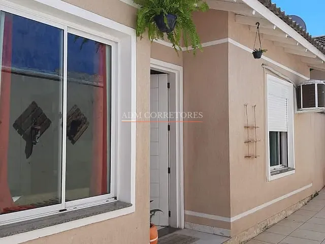 Casa com 50m² 2 quartos e 1 banheiro, à venda, no bairro Jardim do Bosque em Cachoeirinha