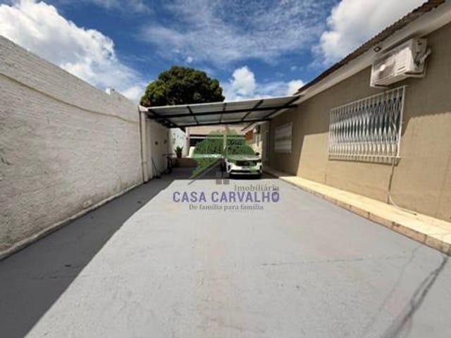 Casa com 453m² 4 quartos e 3 banheiros, à venda, no bairro Popular Velha em Corumbá