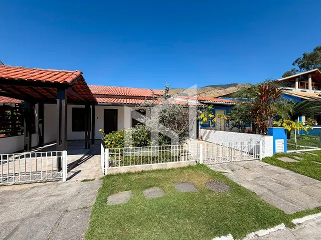 Casa 3 quartos e 1 banheiro, à venda ou para alugar, no bairro Jardim Alvorada em Nova Iguaçu