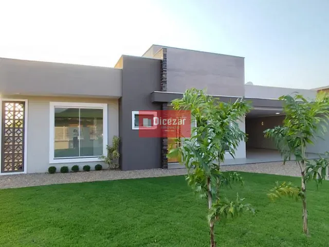 Casa com 460m² 3 quartos e 2 banheiros, à venda, no bairro CENTRO em Schroeder