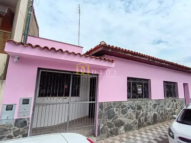 Casa 4 quartos e 4 banheiros, à venda, no bairro Centro em Porto Feliz