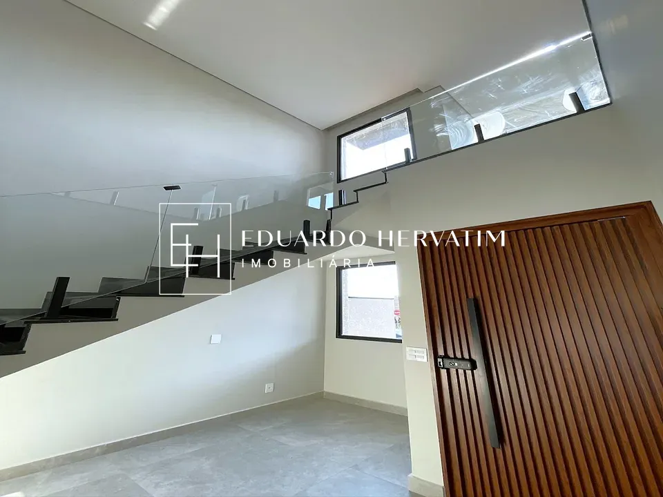 Casa, 3 quartos, 215 m² - Foto 2