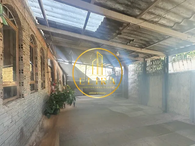 Casa com 300m² 3 quartos e 2 banheiros, à venda, no bairro Vila Dainese em Santa Bárbara D'Oeste