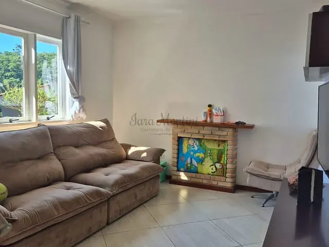 Casa 3 quartos e 3 banheiros, à venda, no bairro Jardim Caiapiá em Cotia