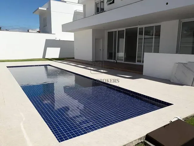 Casa 5 quartos e 6 banheiros, à venda, no bairro Jurerê Internacional em Florianópolis