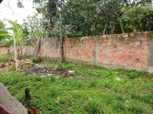 Casa com 616m² 2 quartos e 1 banheiro, à venda, no bairro Vale das Pedrinhas em Guapimirim