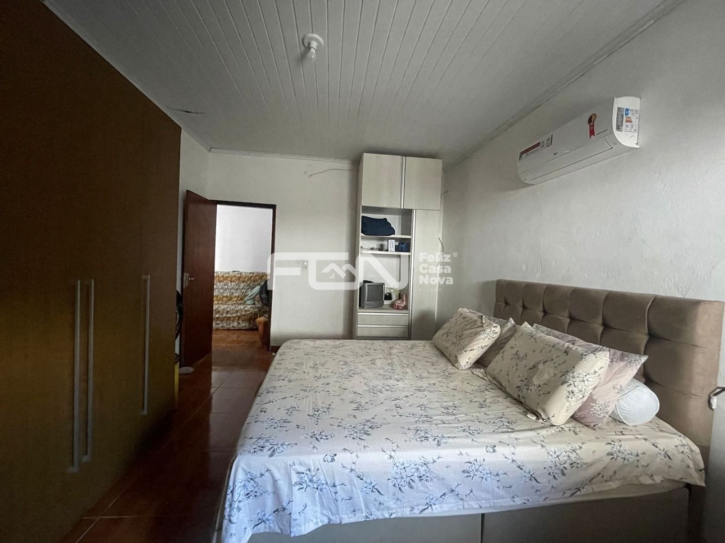 Casa à venda com 2 quartos, 10m² - Foto 8