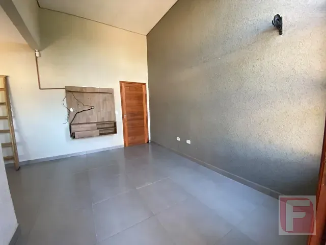 Casa 2 quartos e 1 banheiro, para alugar, no bairro Continental em Itapoá